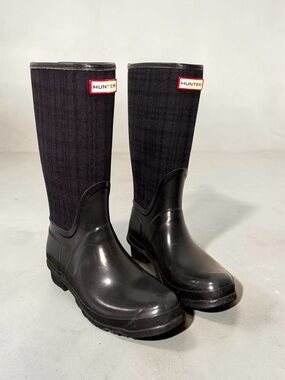 Hunter Arlen Black Plaid Tall Black Rain Boots Size 10